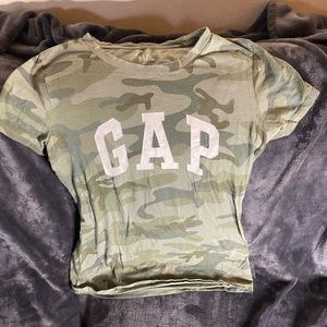 GAP Camouflage T-Shirt